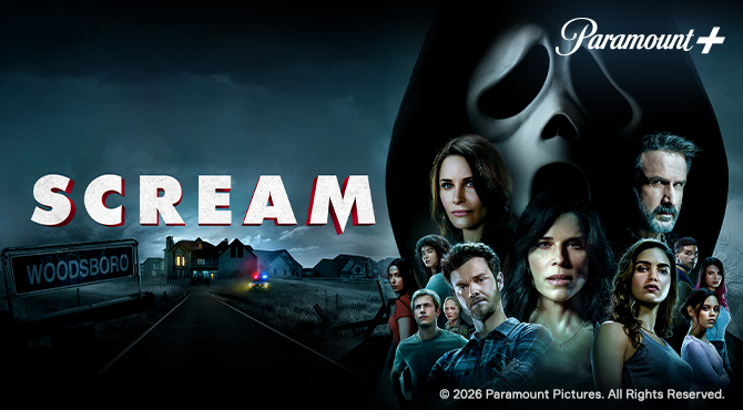 Постер к фильму ужасов «Крик» с изображением главных актеров и лица привидения.